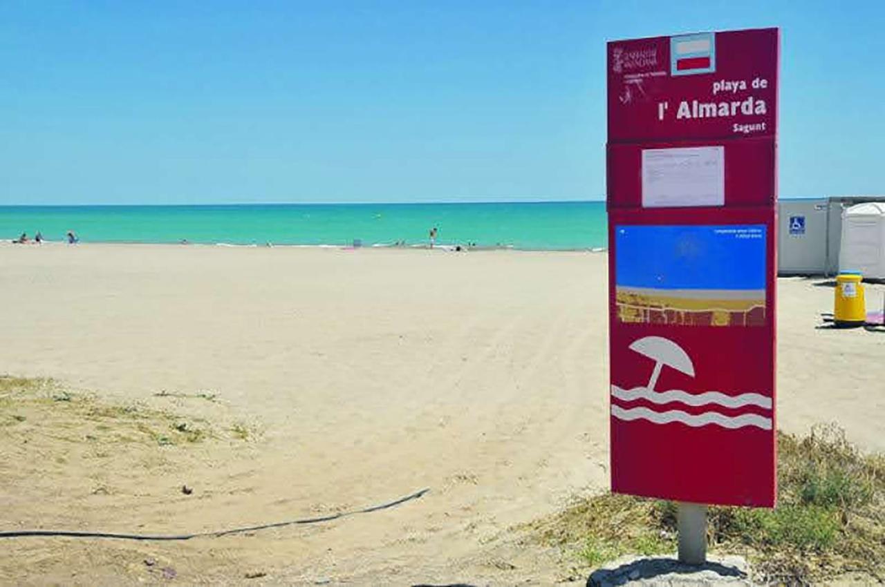 Holiday home Global Properties, Adosado En Primera Linea De Playa Con Vistas Al Mar Sagunto