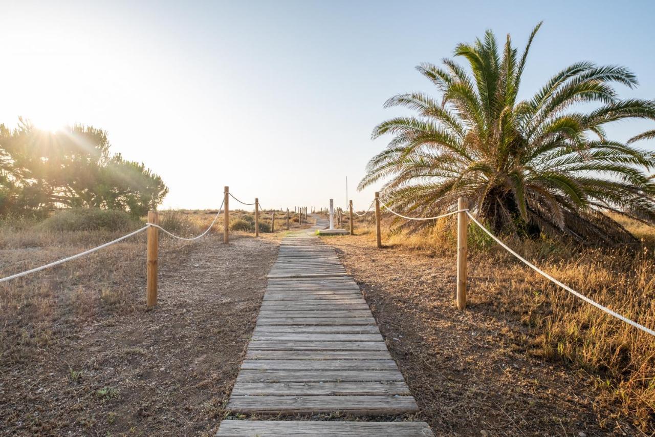 Global Properties, Adosado En Primera Linea De Playa Con Vistas Al Mar Holiday home Sagunto