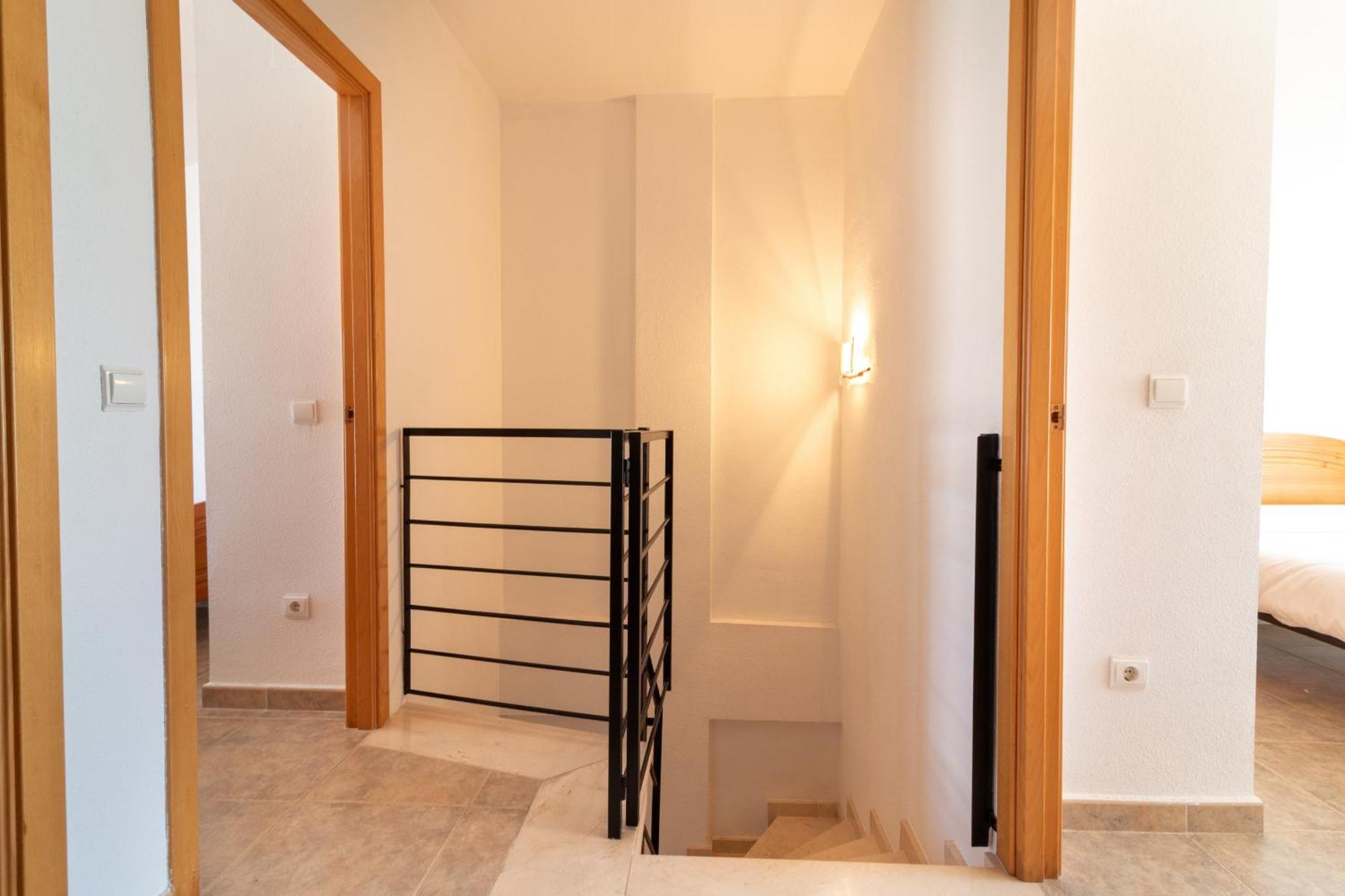 Holiday home Global Properties, Adosado En Primera Linea De Playa Con Vistas Al Mar